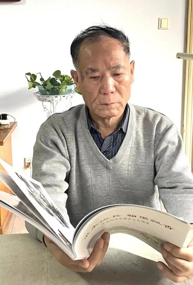 —书法家张振国向山建大捐赠作品的文化意义尊龙凯时新版APP首页翰墨丹心报桑梓—(图4)